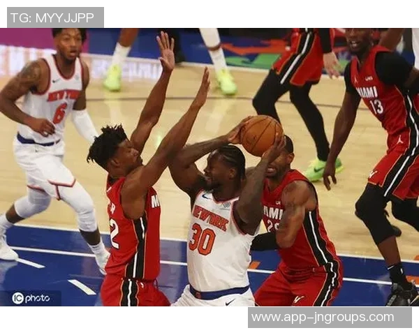 热火全员发力十人出战九人得分七人上双成功复仇尼克斯展现强大团队实力