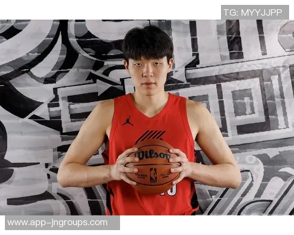 杨瀚森妈妈支持球迷建议前往美国追梦姚明父母的经历激励年轻球员