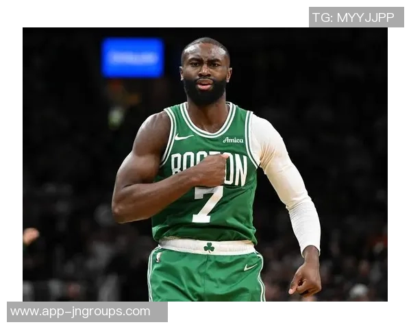 杰伦在关键战役中展现硬实力下半场狂砍30分仅失3球力压当代乔丹